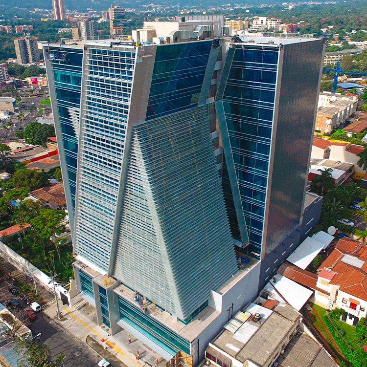 Muros cortina de Grupo Solaire